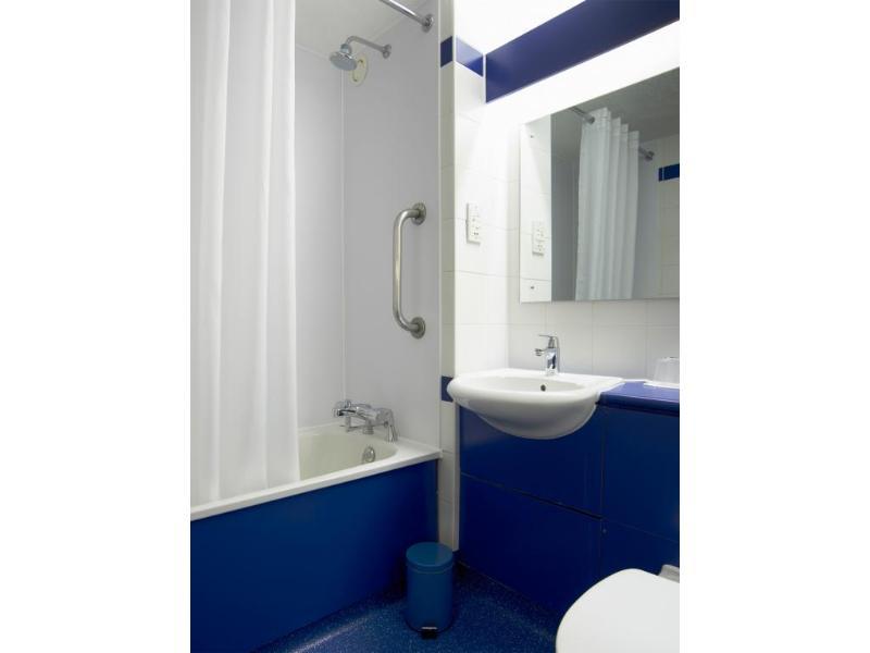 Travelodge Harrogate Buitenkant foto