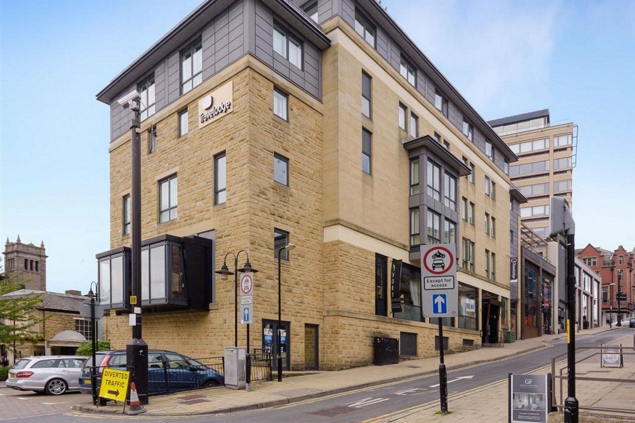 Travelodge Harrogate Buitenkant foto